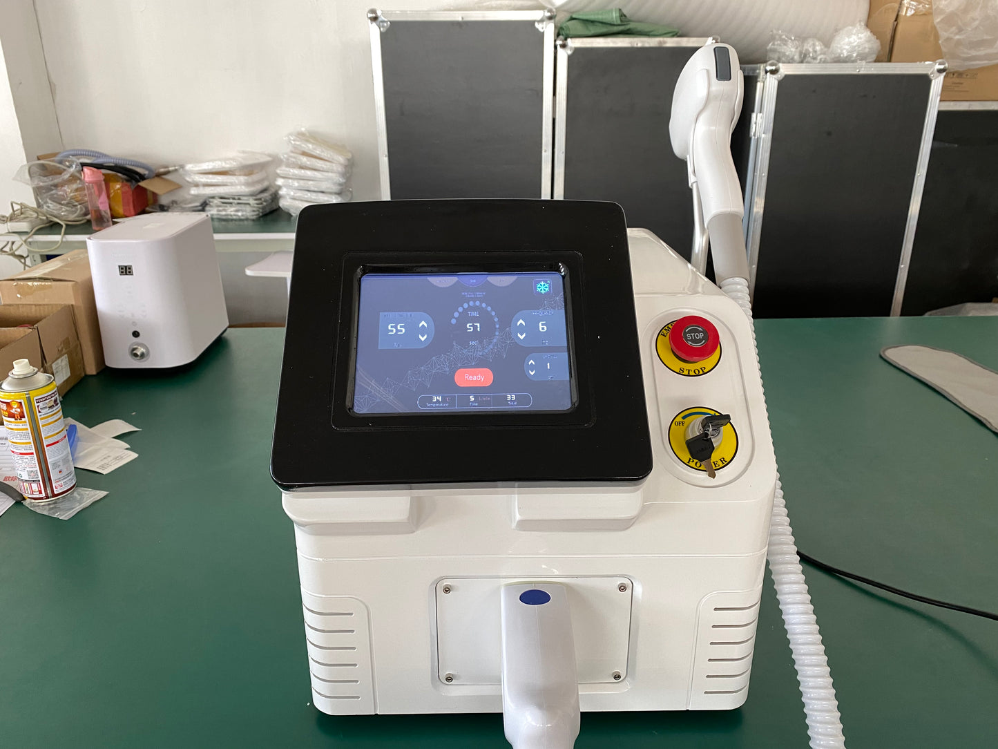 808nm 3 Wavelength 808 755 1064 1600w 10Bar Diode Laser Hair Removal Machine Skin Whitening Rejuvenating Hair Removal Device